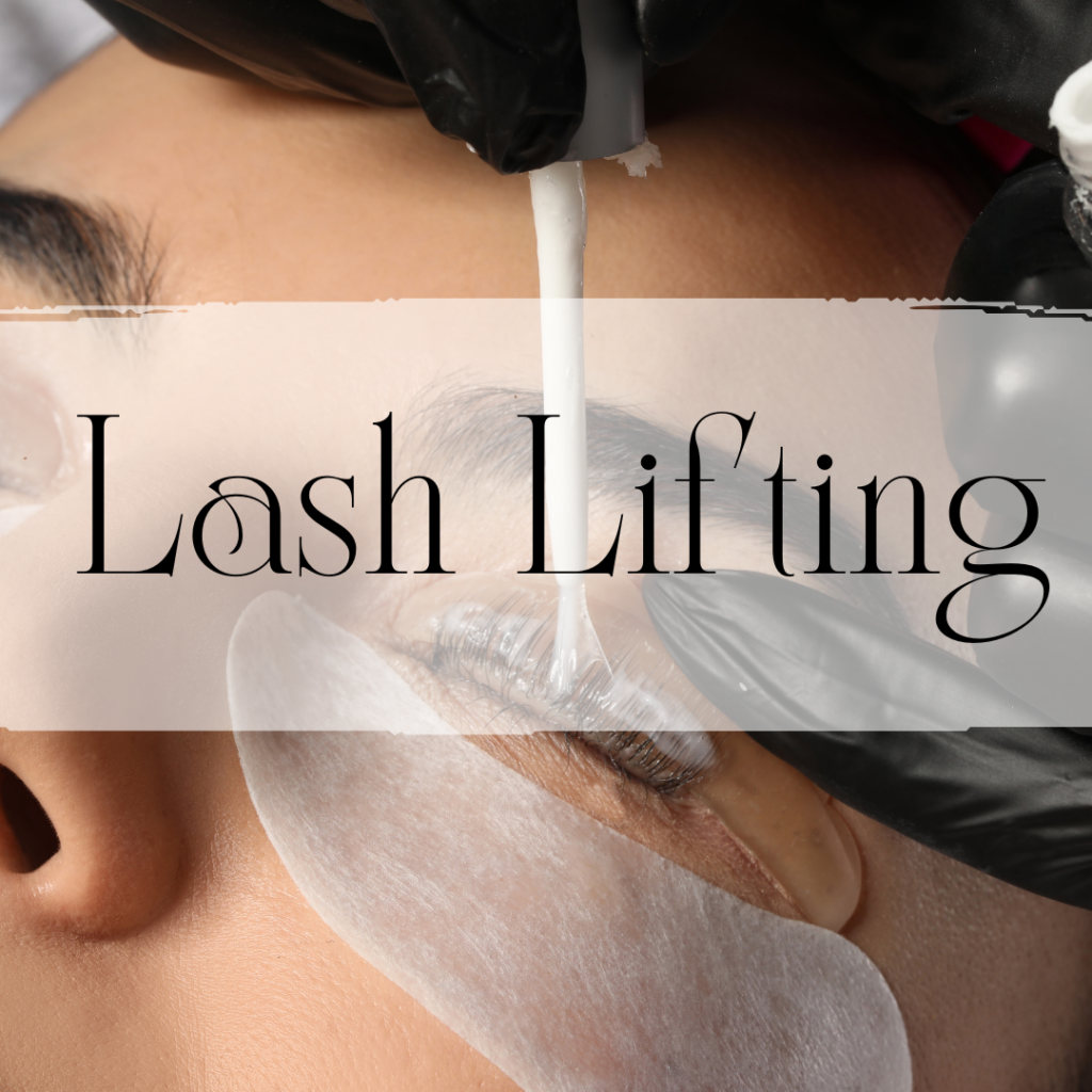 Lash lifting behandeling tijdens wimperlift bij schoonheidssalon Puur Diana Nuenen