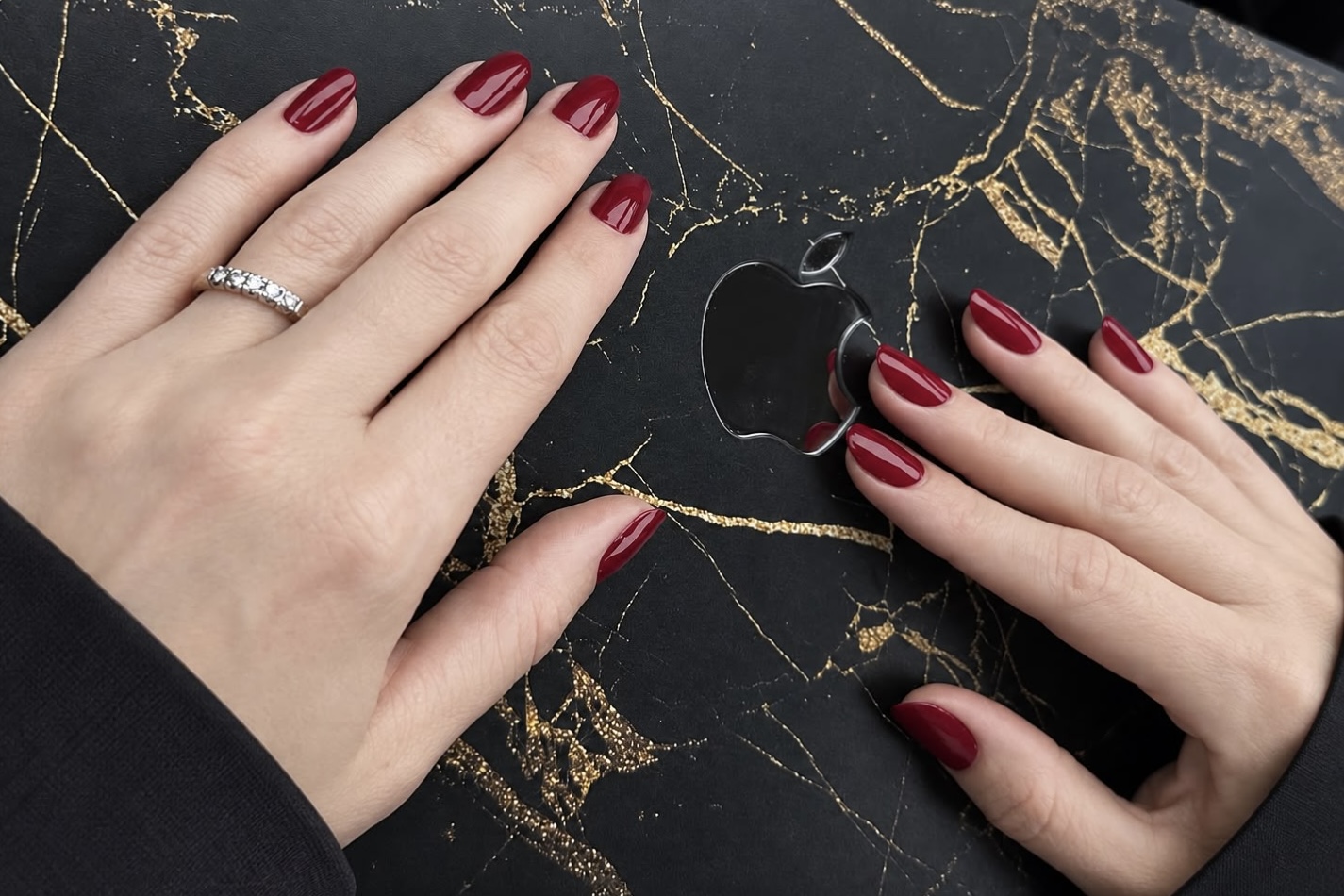 Verzorgde handen en nagels bij Puur Diana in Nuenen
