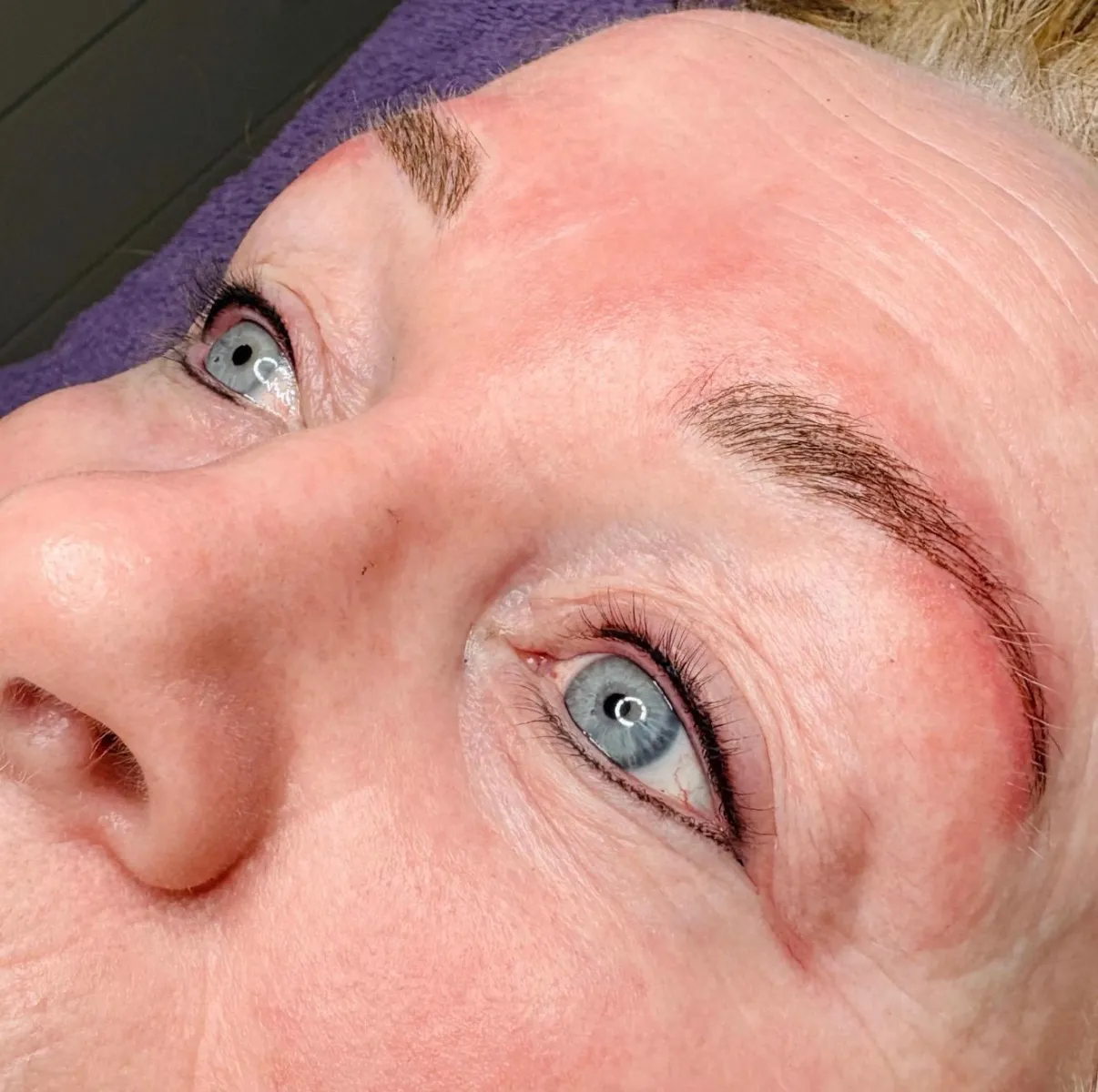 Natuurlijk resultaat permanente make-up wenkbrauwen bij Puur Diana in Nuenen